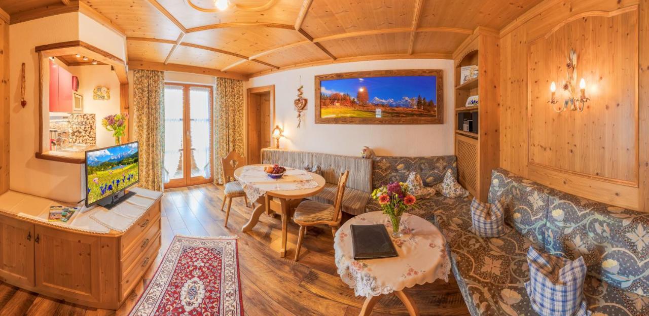 Ferienwohnung Feriendomizil St. Ulrich Krün Exterior foto